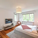 Stylisches Villa-apartment In Schlossgartennaehe 公寓 什未林