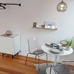Stylisches Villa-apartment In Schlossgartennaehe *