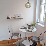 Stylisches Villa-apartment In Schlossgartennaehe 公寓 *