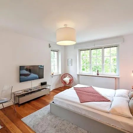 Stylisches Villa-apartment In Schlossgartennaehe Appartement Schwerin (Mecklenburg-Vorpommern)
