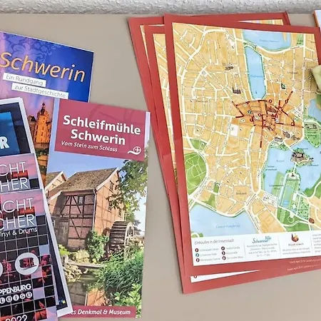 Stylisches Villa-apartment In Schlossgartennaehe * Schwerin (Mecklenburg-Vorpommern)